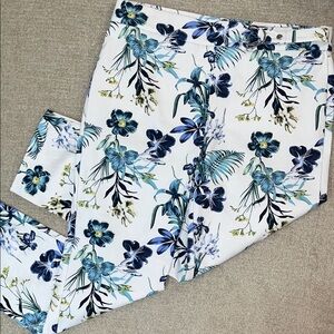 Verve Blue Floral Print Pants with Buckle Large